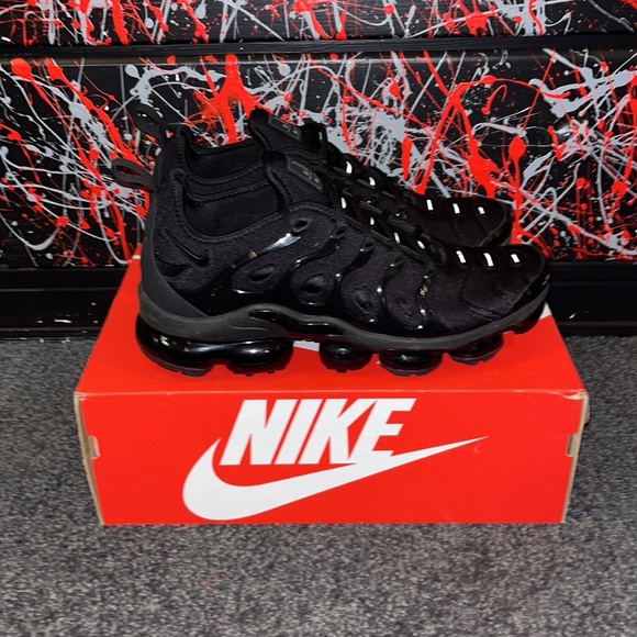 Air vapor max plus